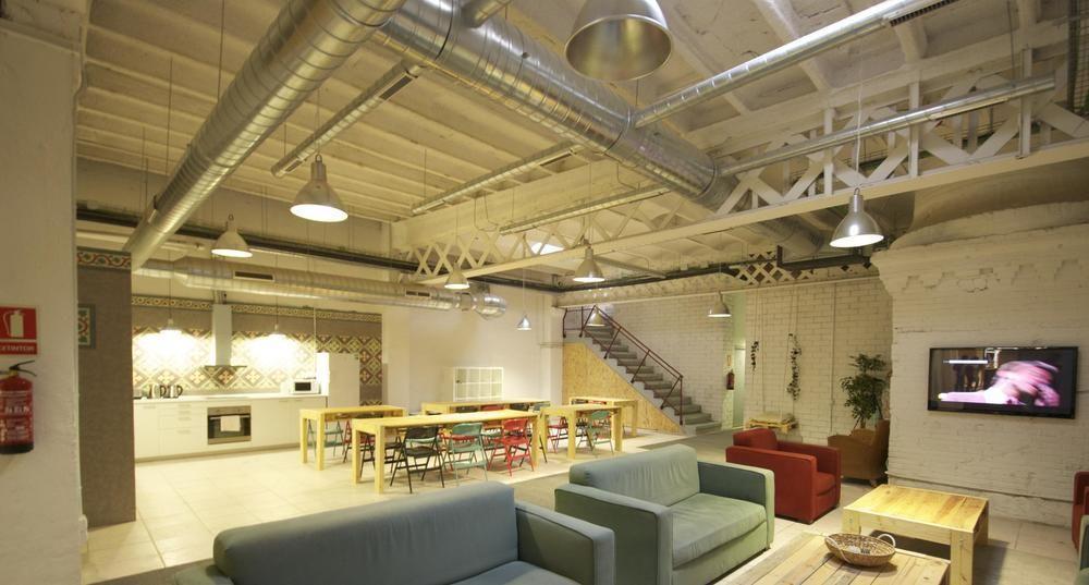 Albergue Bed & Bike Barcelona Exterior foto