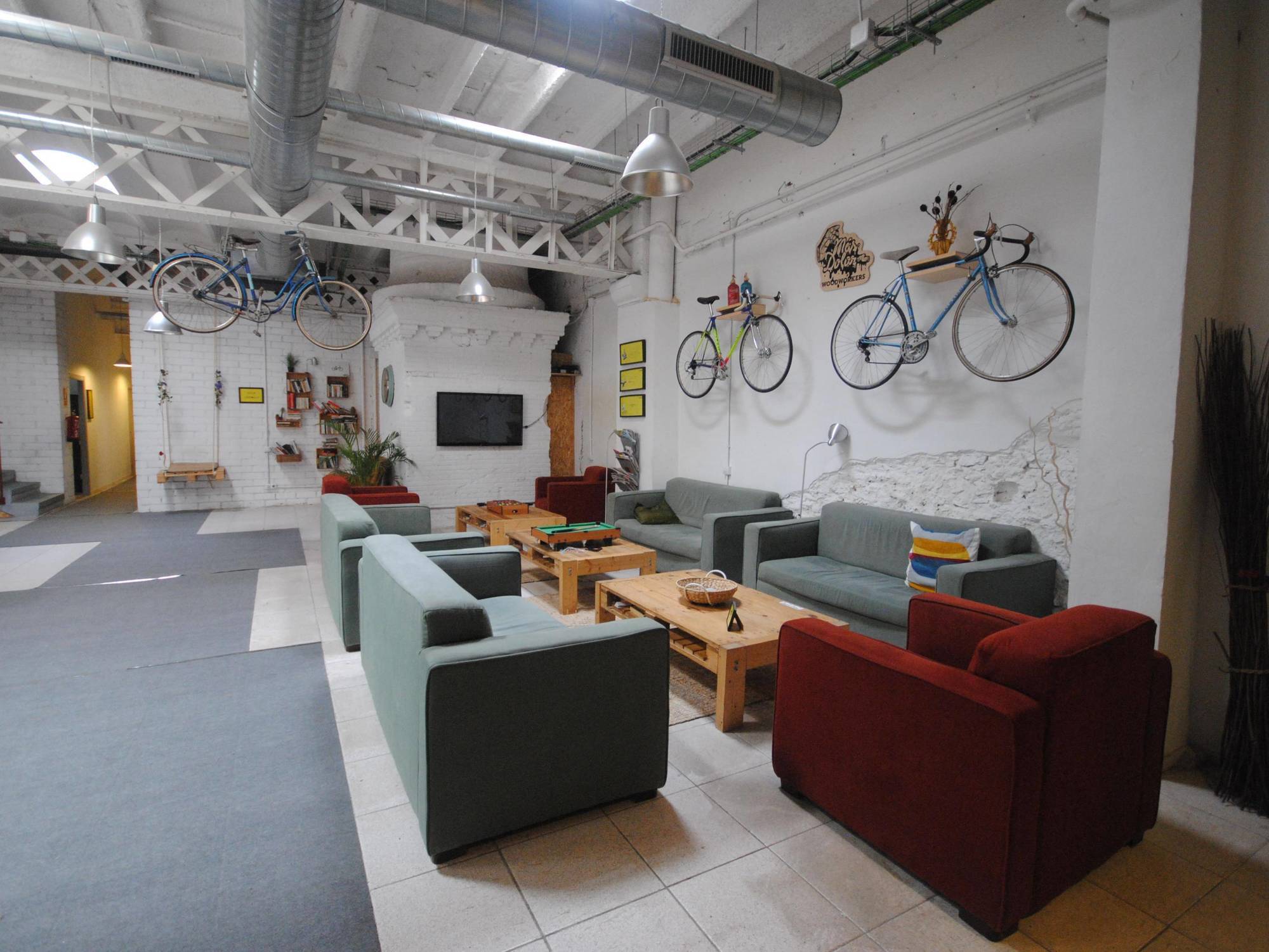 Albergue Bed & Bike Barcelona Exterior foto
